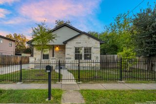 212 W Baylor, San Antonio, TX 78204