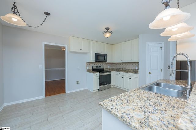 400 Penobscot Court, Simpsonville, SC 29681