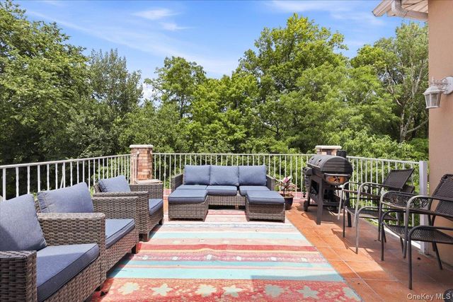 79 Tier Street, Bronx, NY 10464