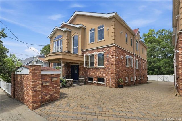 79 Tier Street, Bronx, NY 10464