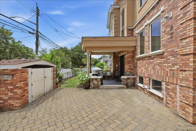 79 Tier Street, Bronx, NY 10464