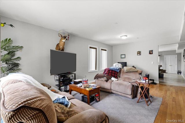 79 Tier Street, Bronx, NY 10464