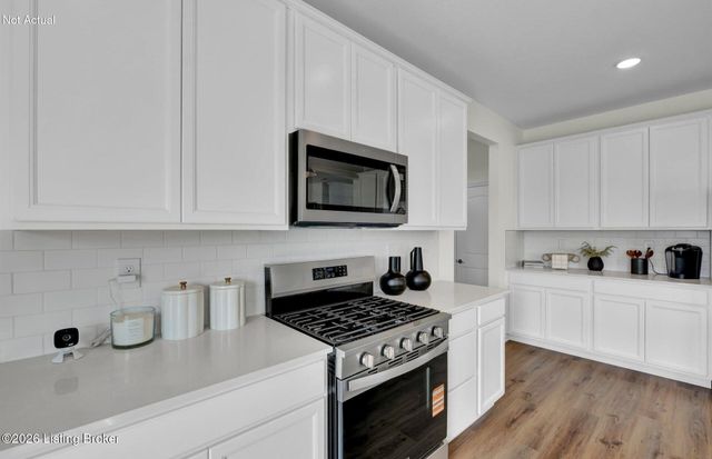 16800 Asher Ct, Louisville, KY 40245