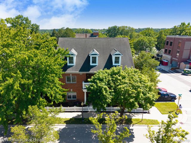 206 E Liberty Street, Milford, MI 48381