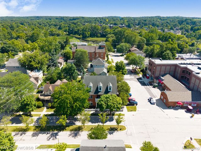 206 E Liberty Street, Milford, MI 48381