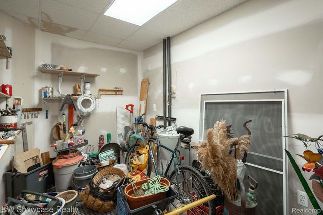 206 E Liberty Street, Milford, MI 48381