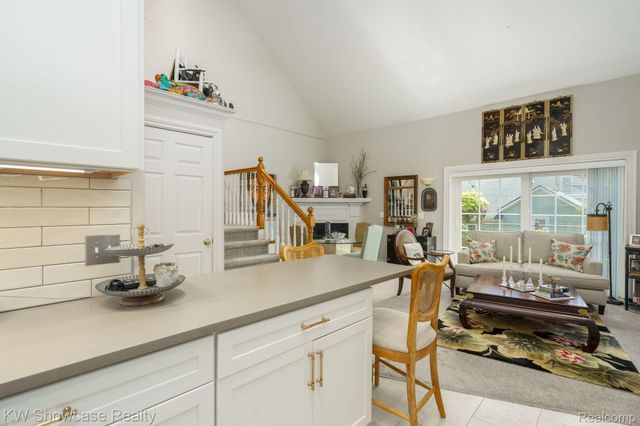 206 E Liberty Street, Milford, MI 48381