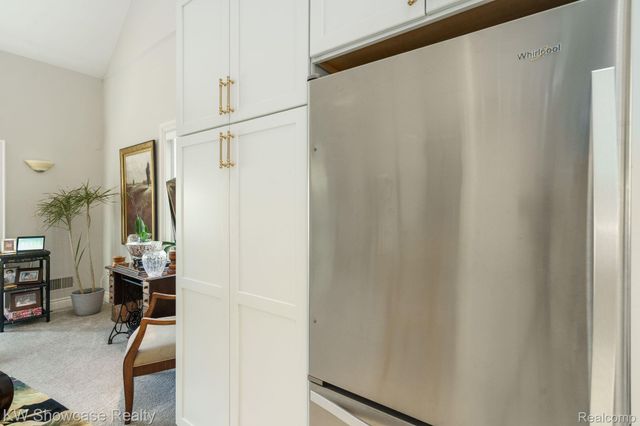 206 E Liberty Street, Milford, MI 48381