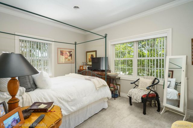 206 E Liberty Street, Milford, MI 48381