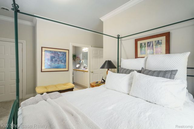 206 E Liberty Street, Milford, MI 48381