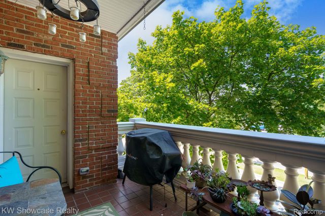 206 E Liberty Street, Milford, MI 48381