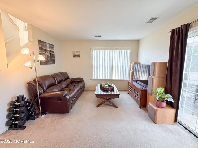 110 Prosperity Court, Toms River, NJ 08755