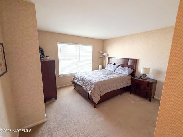 110 Prosperity Court, Toms River, NJ 08755