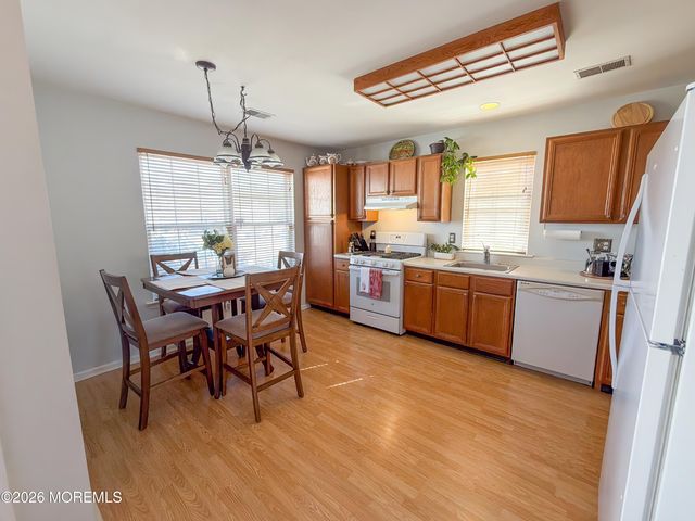 110 Prosperity Court, Toms River, NJ 08755