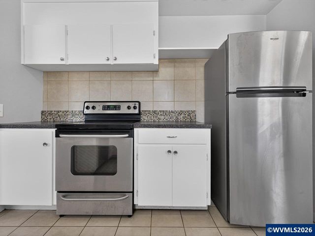 325 Chicago St SE, Albany, OR 97321