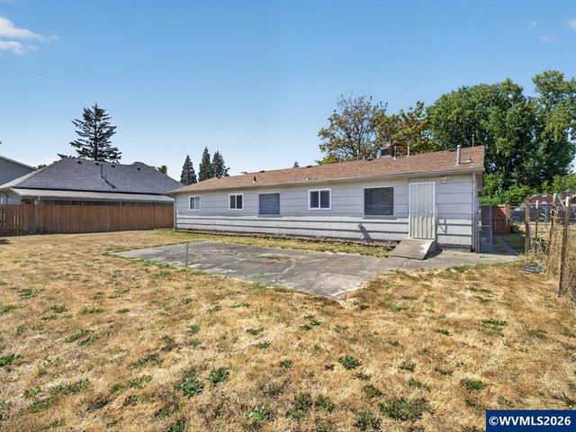 325 Chicago St SE, Albany, OR 97321