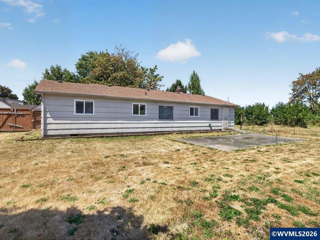 325 Chicago St SE, Albany, OR 97321