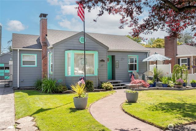 2649 Field Street, Longview, WA 98632