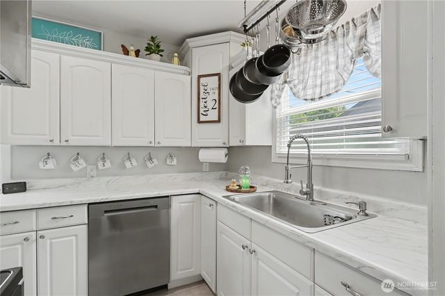 2649 Field Street, Longview, WA 98632