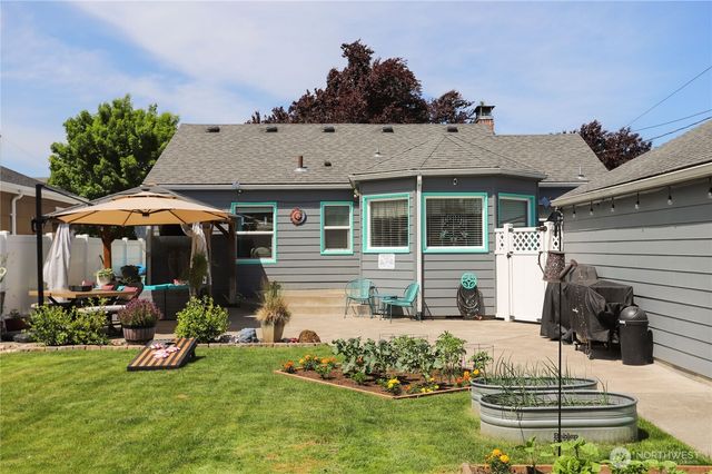 2649 Field Street, Longview, WA 98632