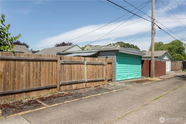2649 Field Street, Longview, WA 98632