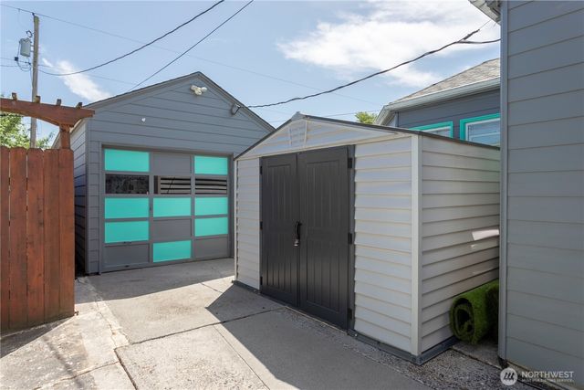 2649 Field Street, Longview, WA 98632