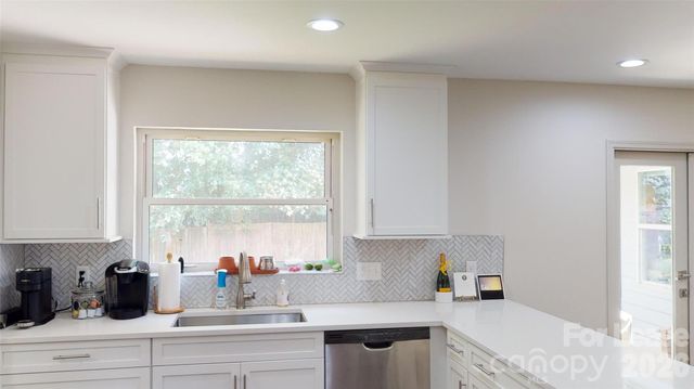 1329 Mockingbird Lane, Charlotte, NC 28209