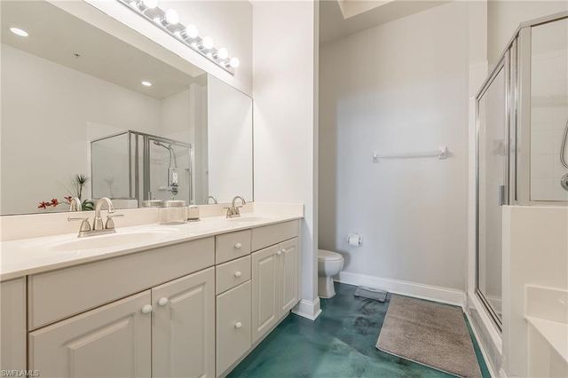 2743 1st ST # 304, Fort Myers, FL 33916