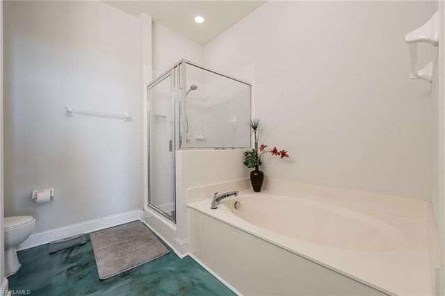 2743 1st ST # 304, Fort Myers, FL 33916