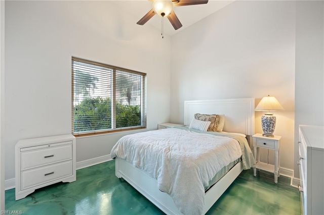 2743 1st ST # 304, Fort Myers, FL 33916