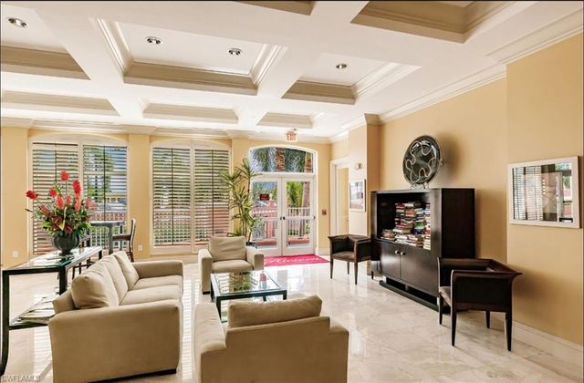 2743 1st ST # 304, Fort Myers, FL 33916