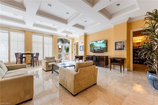 2743 1st ST # 304, Fort Myers, FL 33916