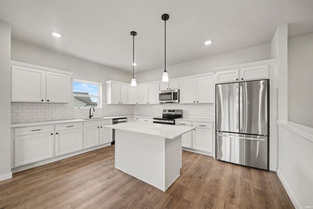 6840 Tyler Drive, South Bend, IN 46614