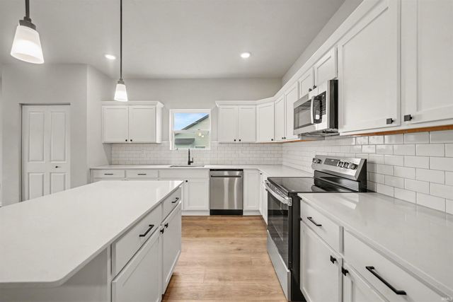 6840 Tyler Drive, South Bend, IN 46614