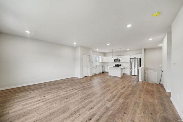 6840 Tyler Drive, South Bend, IN 46614