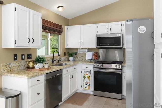 43057 Corte Cabrera, Temecula, CA 92592