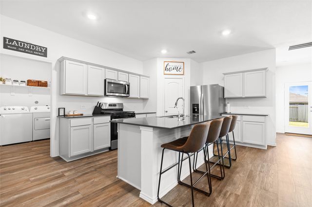 12861 Sunshine Park Drive S, Willis, TX 77318