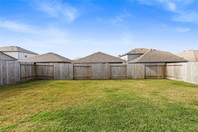 12861 Sunshine Park Drive S, Willis, TX 77318