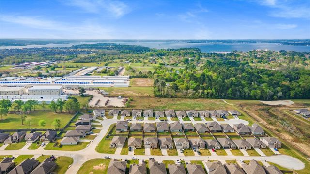 12861 Sunshine Park Drive S, Willis, TX 77318