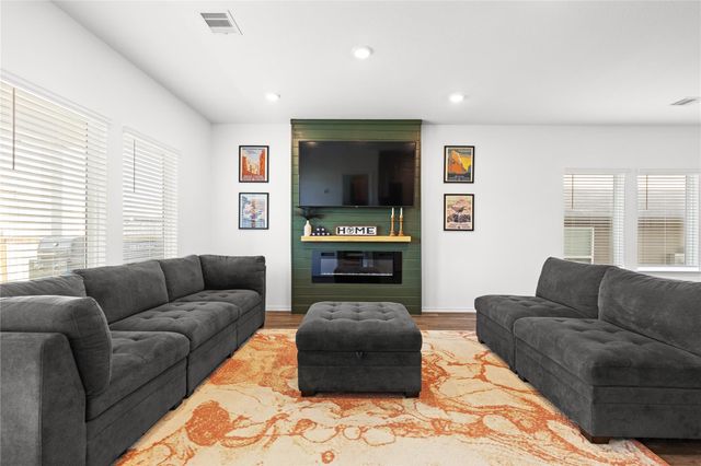 12861 Sunshine Park Drive S, Willis, TX 77318