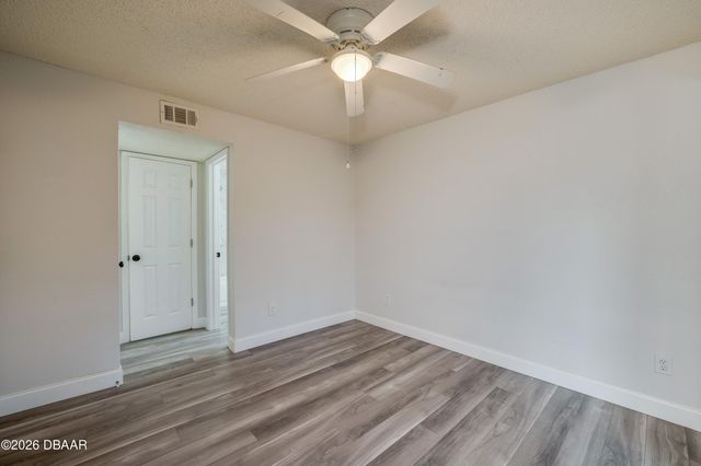 1600 Big Tree Rd Unit I3, South Daytona, FL 32119