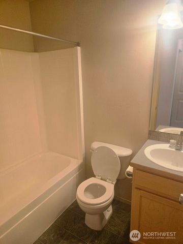 22463 SE 244th Street, Maple Valley, WA 98038