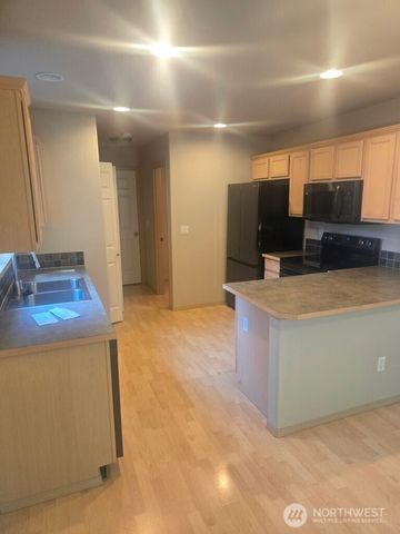 22463 SE 244th Street, Maple Valley, WA 98038