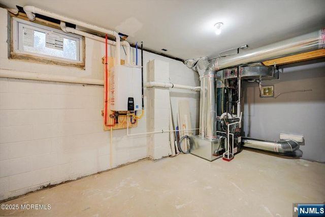 160 Freneau Avenue, Matawan, NJ 07747