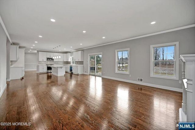 160 Freneau Avenue, Matawan, NJ 07747