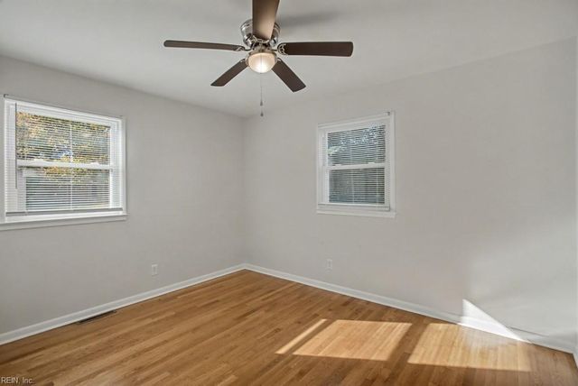 2 Ross CT, Portsmouth, VA 23701