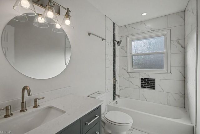 2 Ross CT, Portsmouth, VA 23701