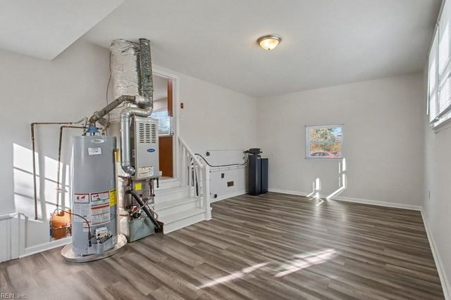 2 Ross CT, Portsmouth, VA 23701