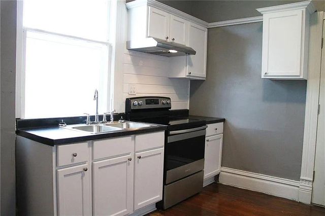 319 W 3rd Street, Maryville, MO 64468