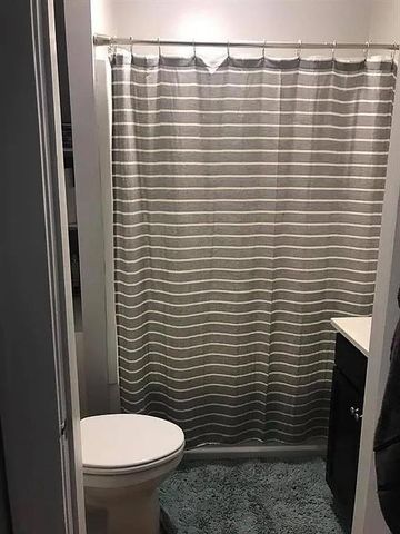 319 W 3rd Street, Maryville, MO 64468